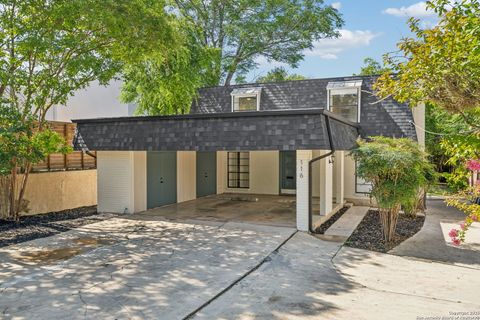 Photo of 116 College, Alamo Heights, TX 78209 (MLS # 1950302)