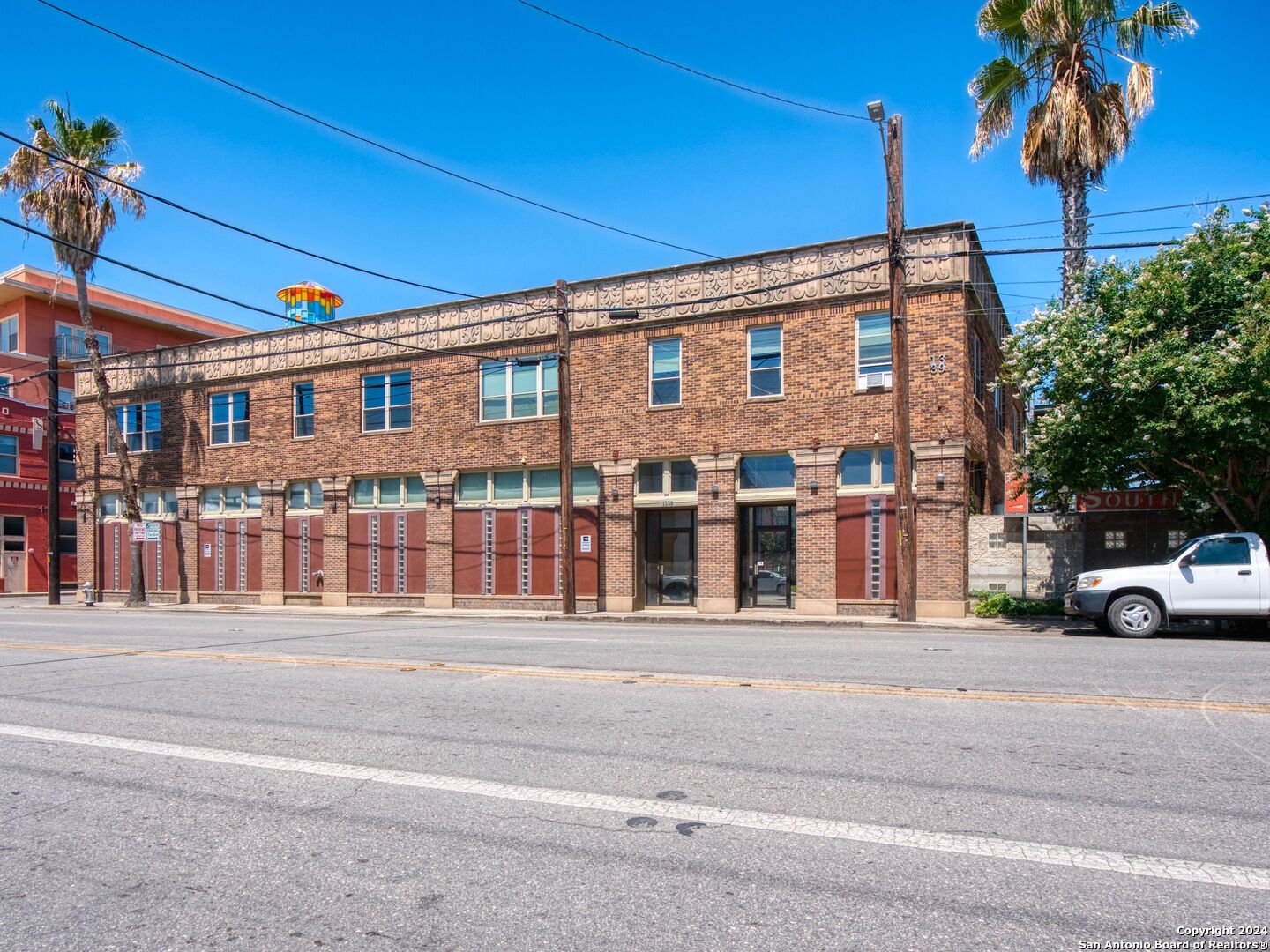 1339 S FLORES ST 103