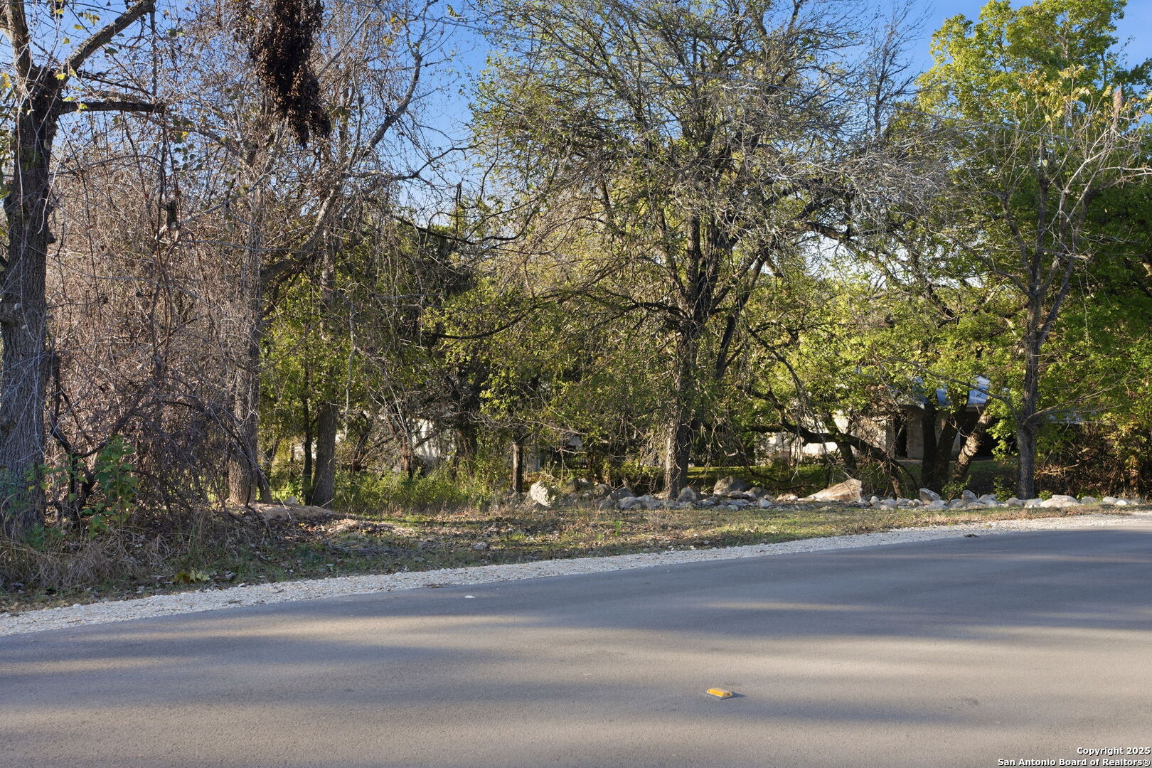 Search 1461 White Water