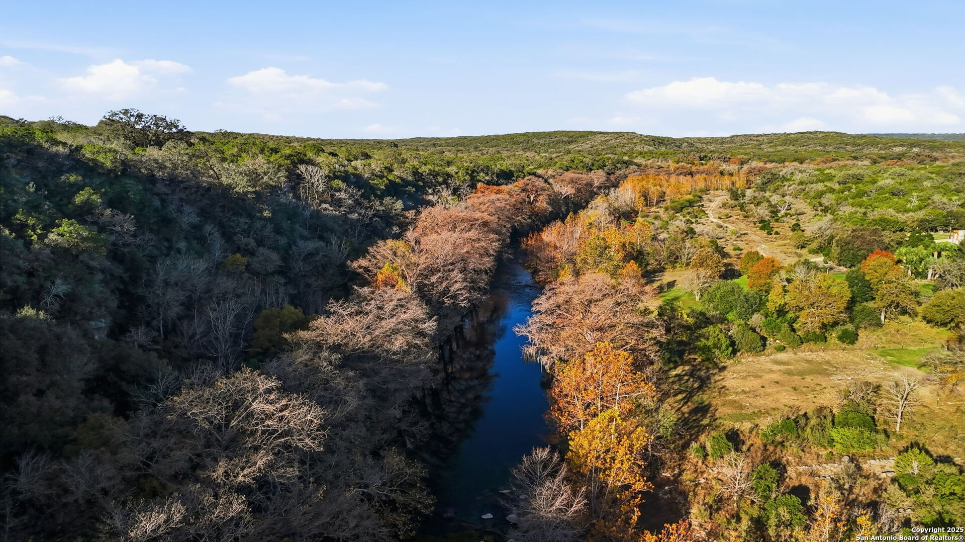 Search 1461 White Water