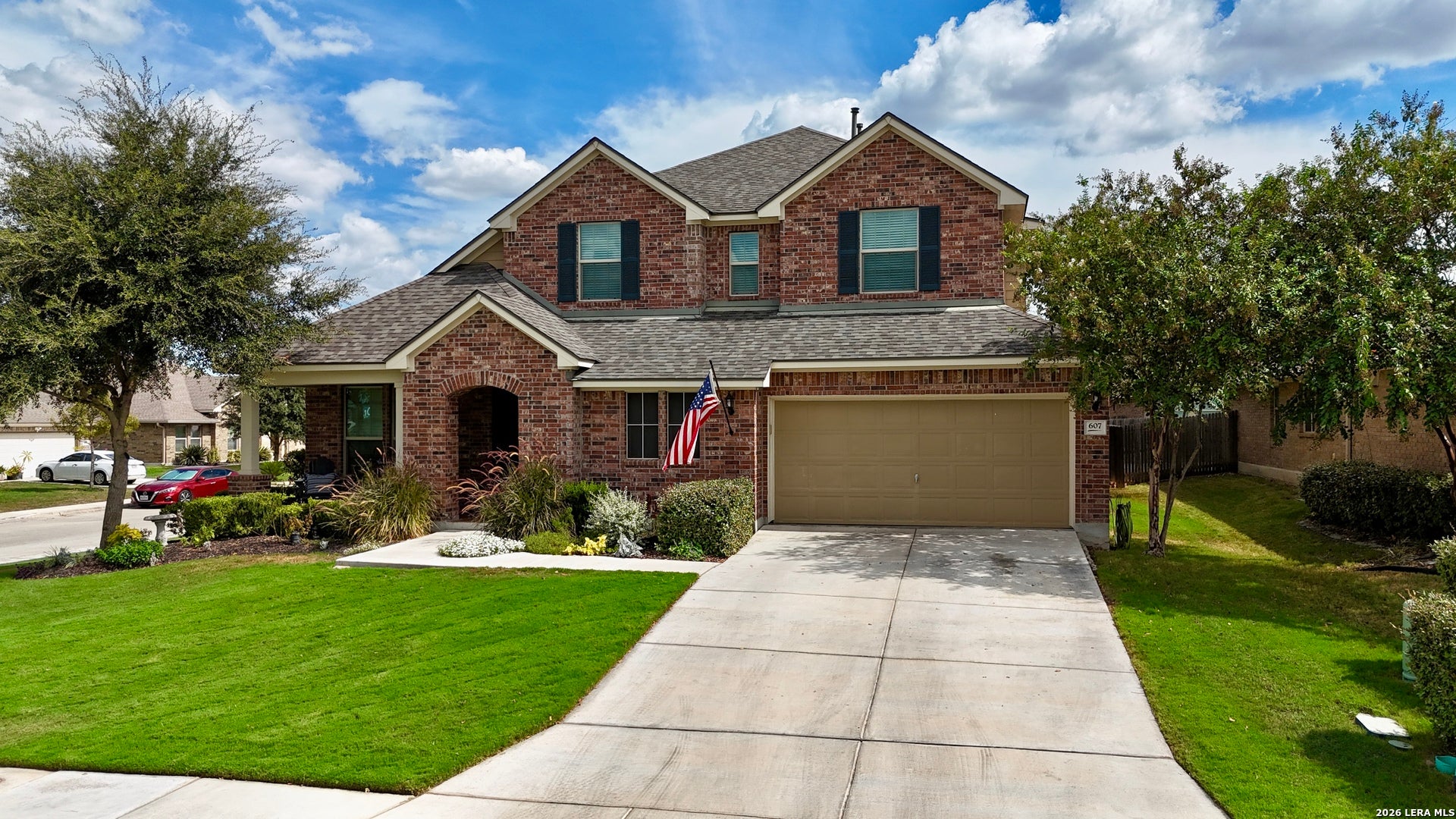 607 RIDGE PARK DR