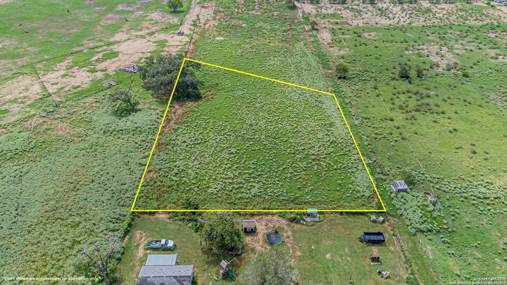 Photo of 146 County Road 166, Floresville, TX 78114 (MLS # 1906643)
