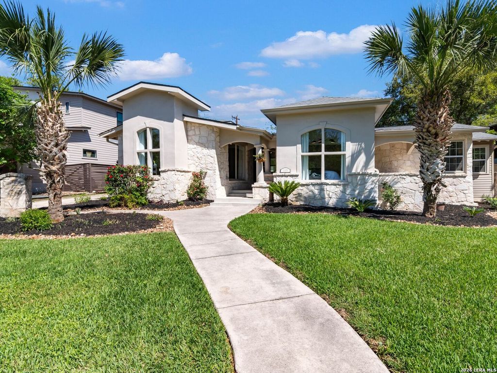 Photo of 1109 Wiltshire Ave, Terrell Hills, TX 78209 (MLS # 1946306)