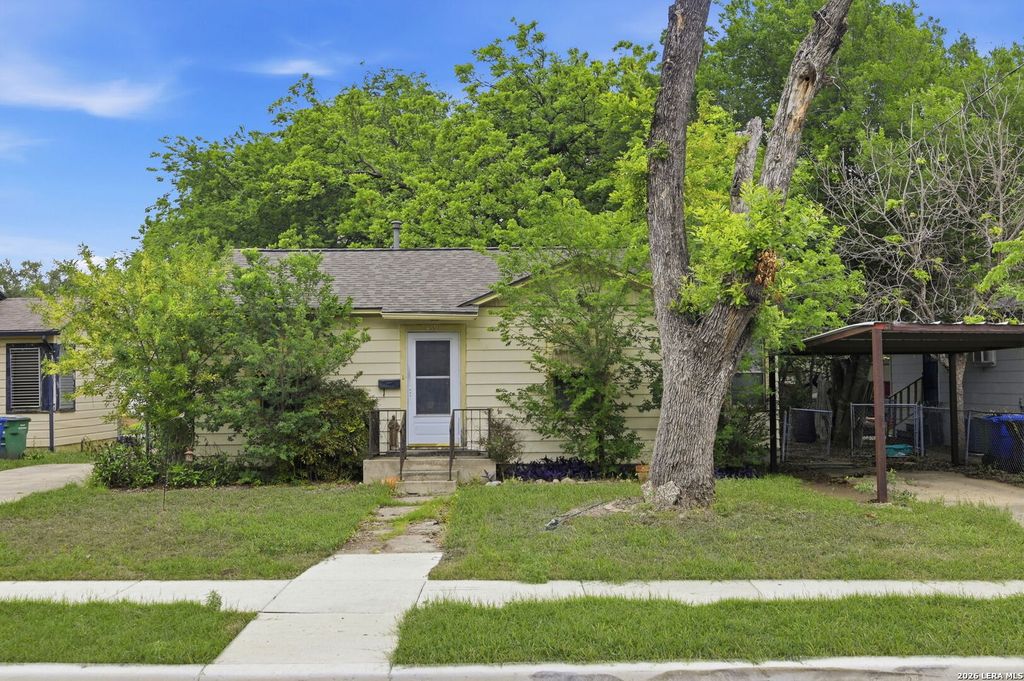 Photo of 439 Hearne Ave, San Antonio, TX 78225 (MLS # 1963231)