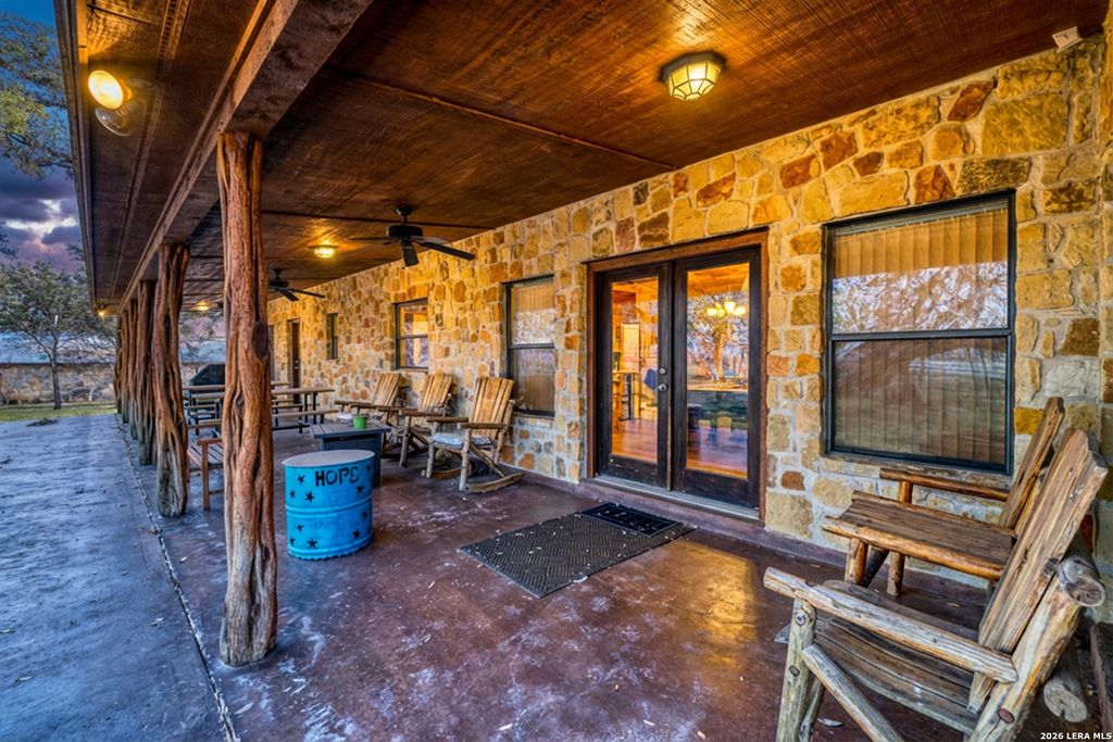 Photo of 206 S River Place Rd, Rio Frio, TX 78879 (MLS # 1943996)