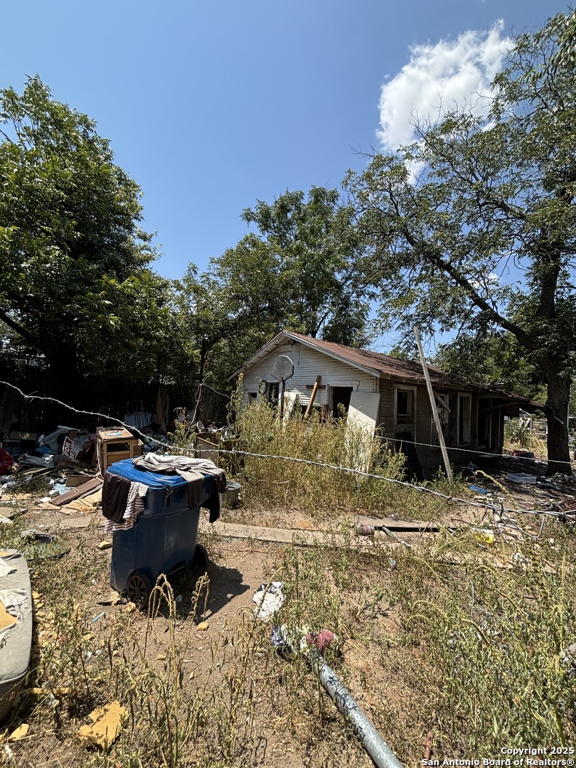 1227 Paso Hondo