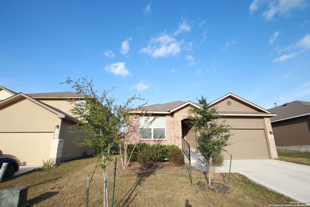 Photo of 15243 FIELD SPARROW, San Antonio, TX 78253 (MLS # 1938172)