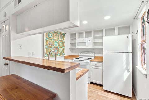 Property photo of 11610 Vance Jackson Rd 202, San Antonio, TX 78230