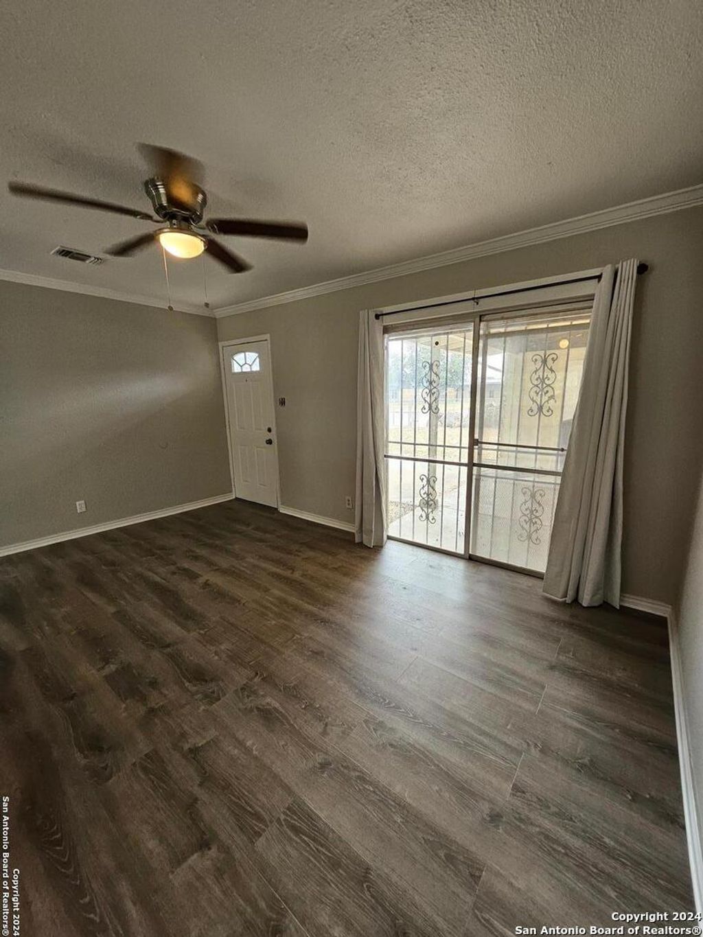 Photo of 7311 REMUDA DR, San Antonio, TX 78227 (MLS # 1943485)