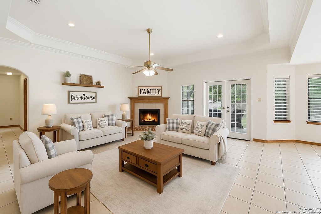 Photo of 105 Tomahawk, Seguin, TX 78155 (MLS # 1915377)