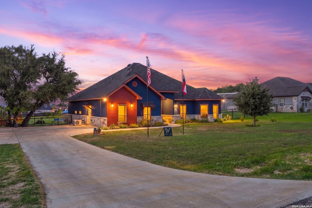 Photo of 108 CIBOLO WAY, La Vernia, TX 78121 (MLS # 2023758)