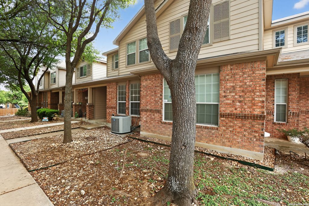 Photo of 2608 Grayson Way, San Antonio, TX 78232 (MLS # 1991498)