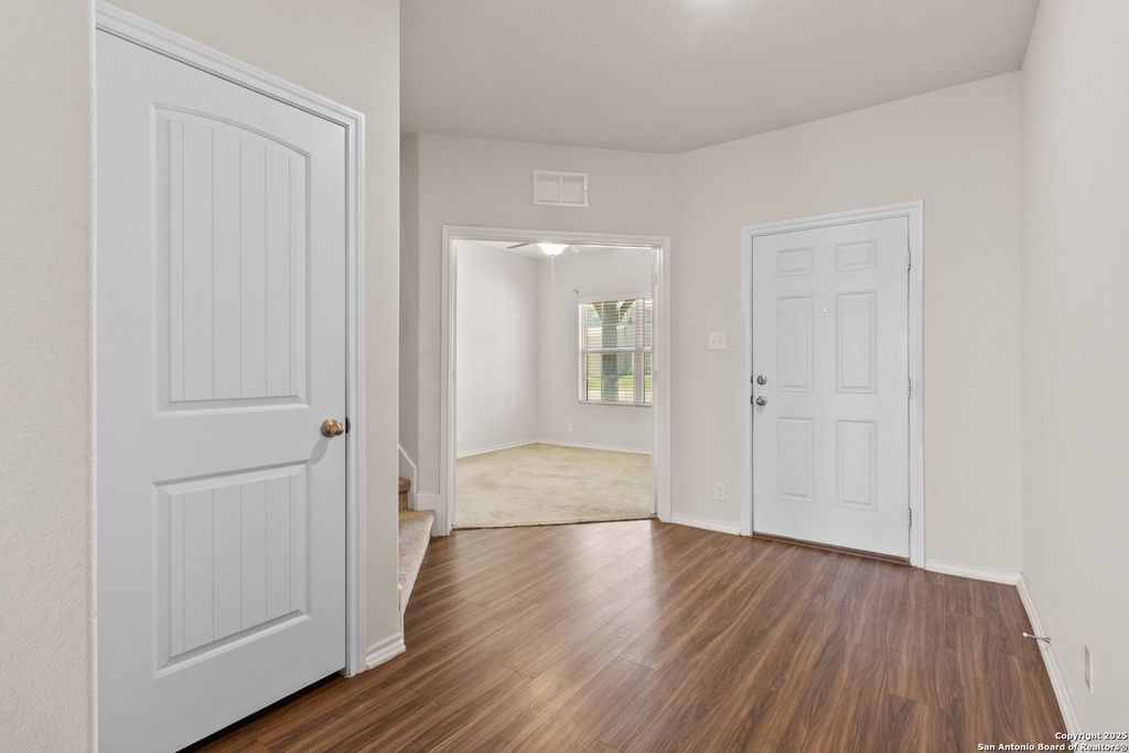 Photo of 6822 Titan Park, Converse, TX 78109 (MLS # 1884254)