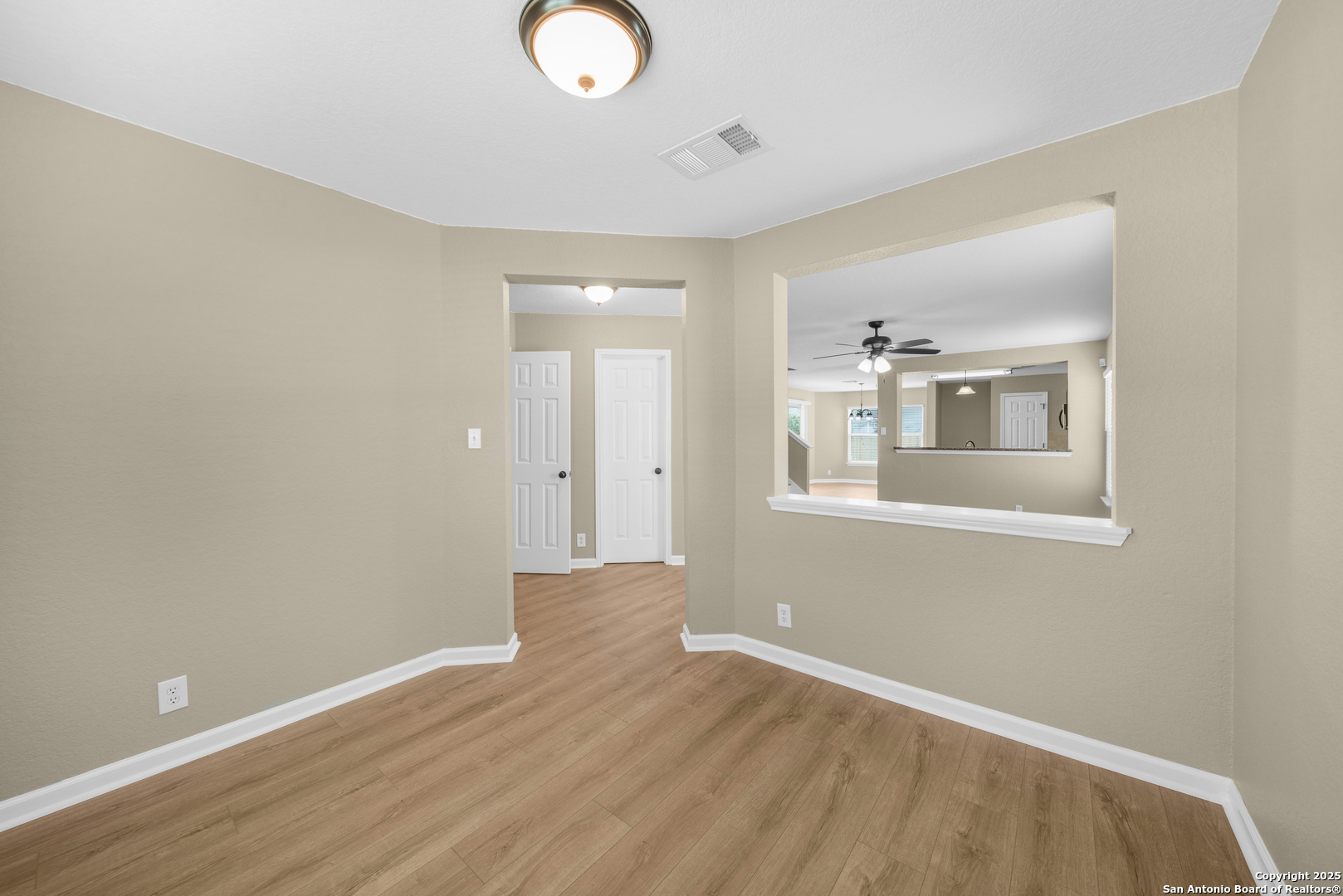 3971 Cherokee Blvd