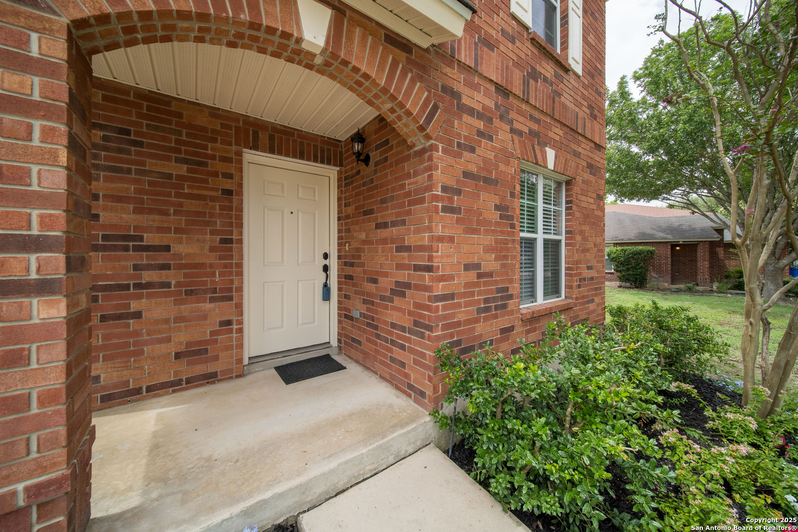 3971 Cherokee Blvd