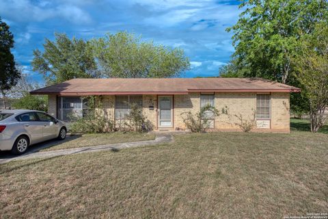 Photo of 119 Pentonville, Schertz, TX 78154 (MLS # 1916085)