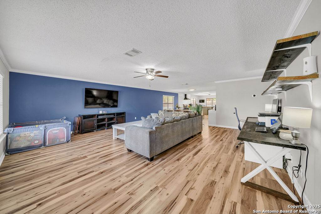 4566 Sherwood Way