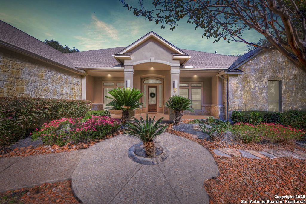 Photo of 142 Candelaria, Helotes, TX 78023 (MLS # 1923357)