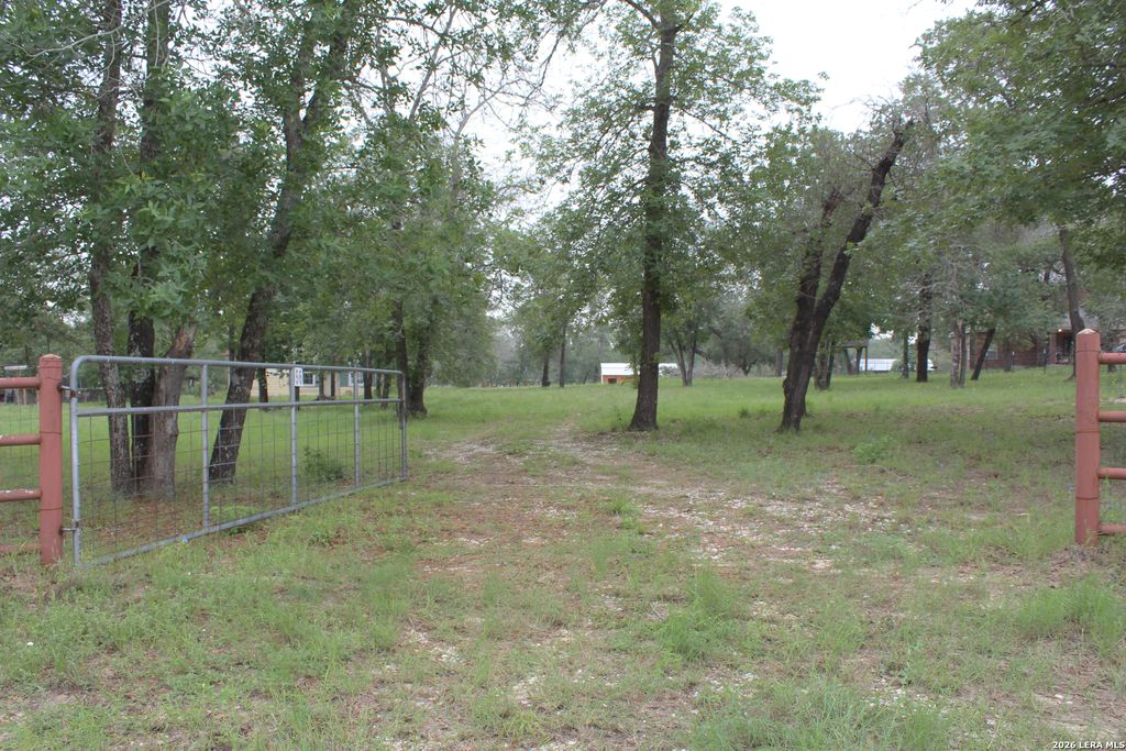 Photo of 278 County Road 6862, Natalia, TX 78059 (MLS # 1961749)