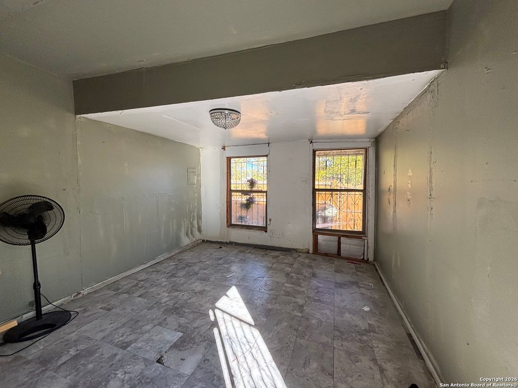 Photo of 1708 Montezuma, San Antonio, TX 78207 (MLS # 1934853)