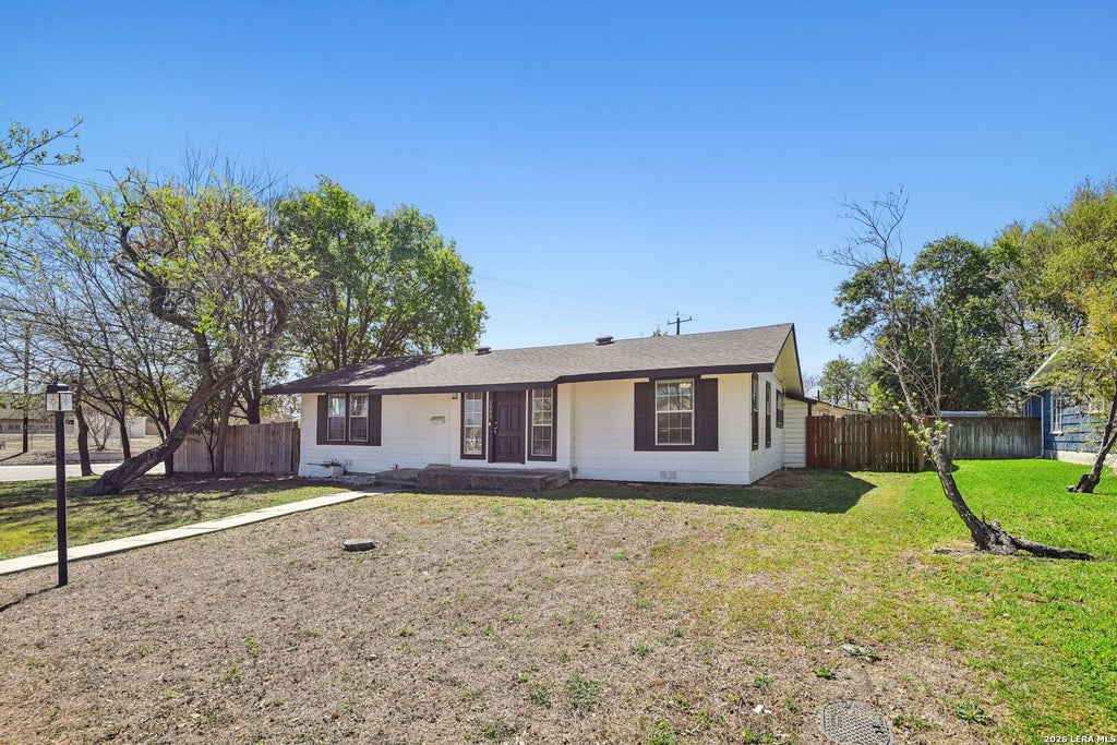 Photo of 1080 Ivy, Terrell Hills, TX 78209 (MLS # 1949026)