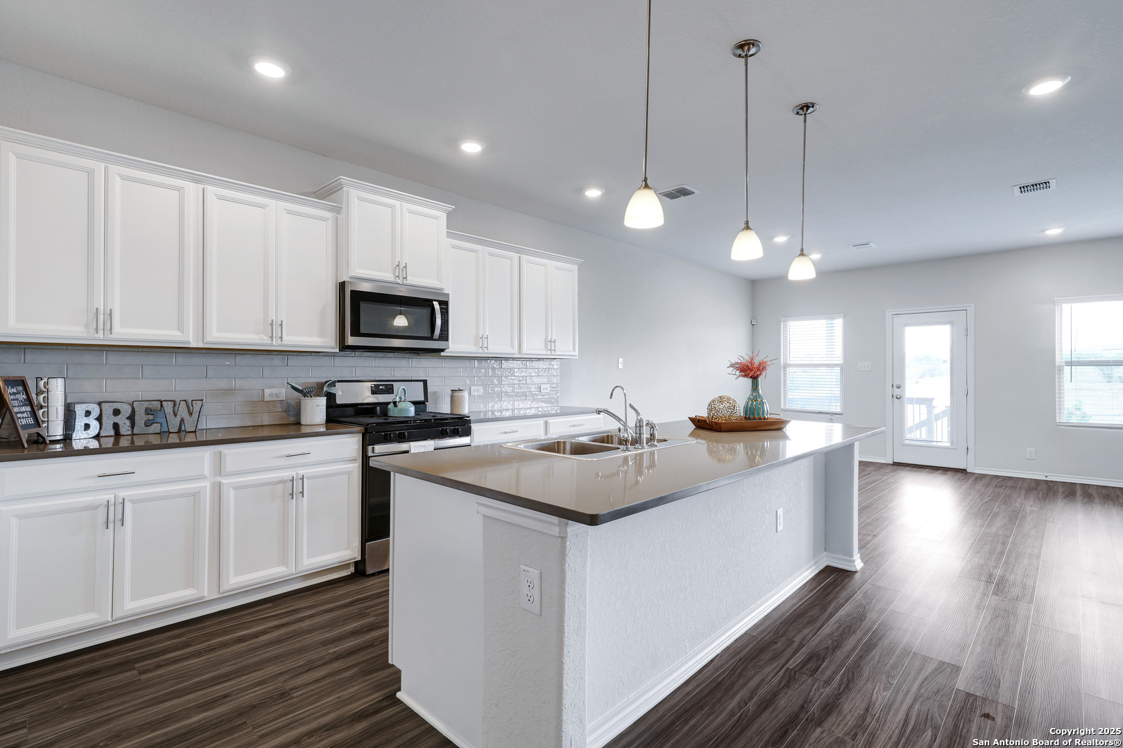 9416 Tennant Lane