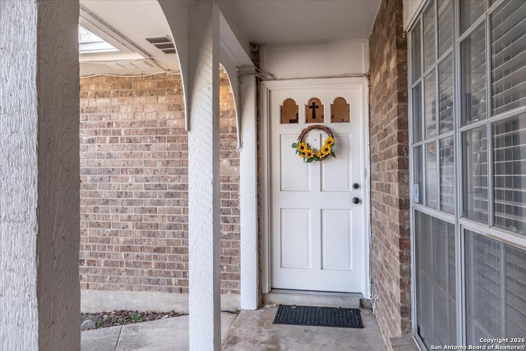 Photo of 4834 Casa Bello, San Antonio, TX 78233 (MLS # 1934419)