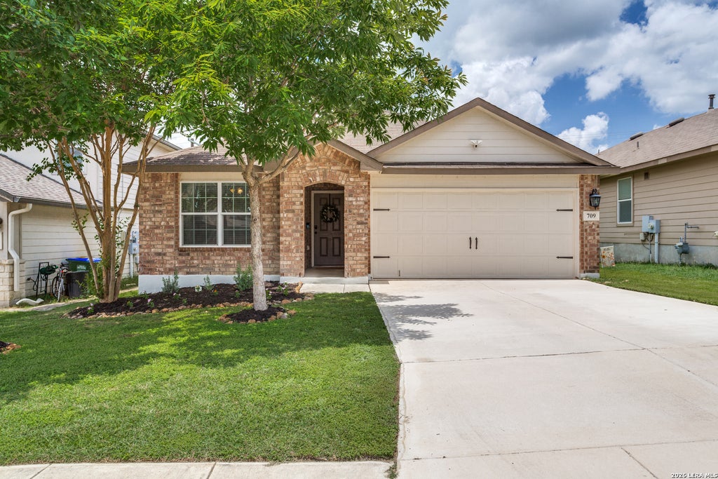 Photo of 709 Brown Thrasher, San Antonio, TX 78253 (MLS # 1991011)