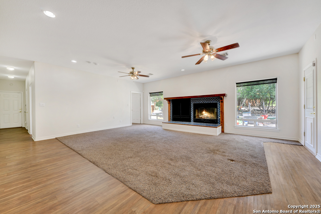 639 Bluff Ridge Ct