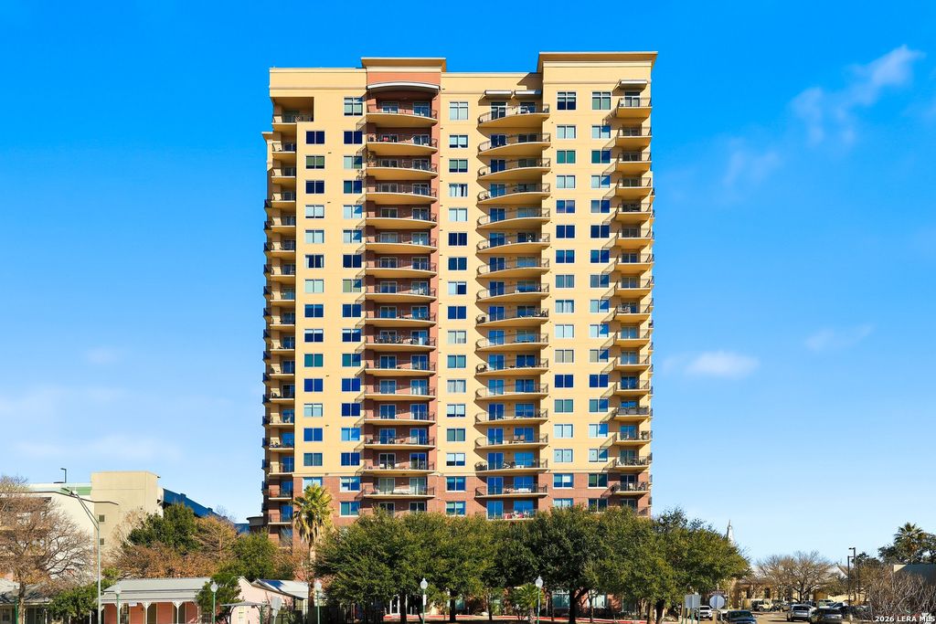 Photo of 215 Center 408 #408, San Antonio, TX 78202 (MLS # 1946146)