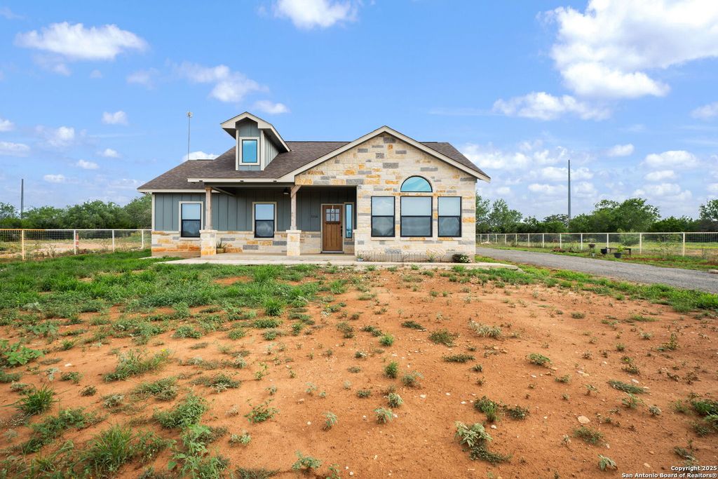 Photo of 7306 tiff nicole, Von Ormy, TX 78073 (MLS # 1882864)