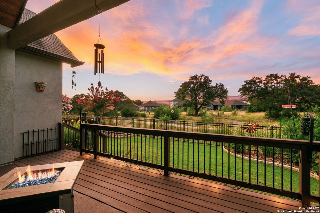 Photo of 134 Gaucho, Boerne, TX 78006 (MLS # 1879238)