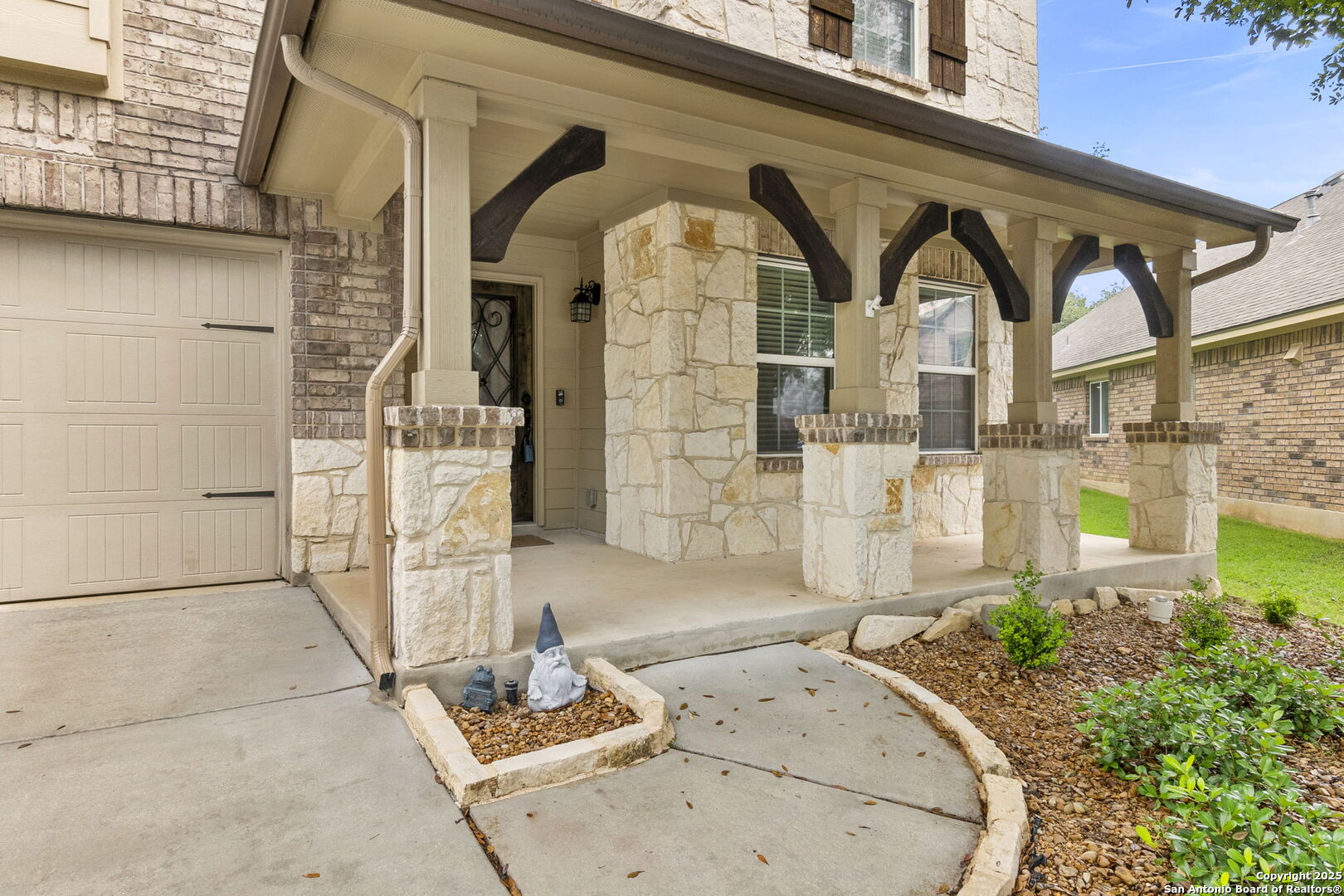 10607 Carmona