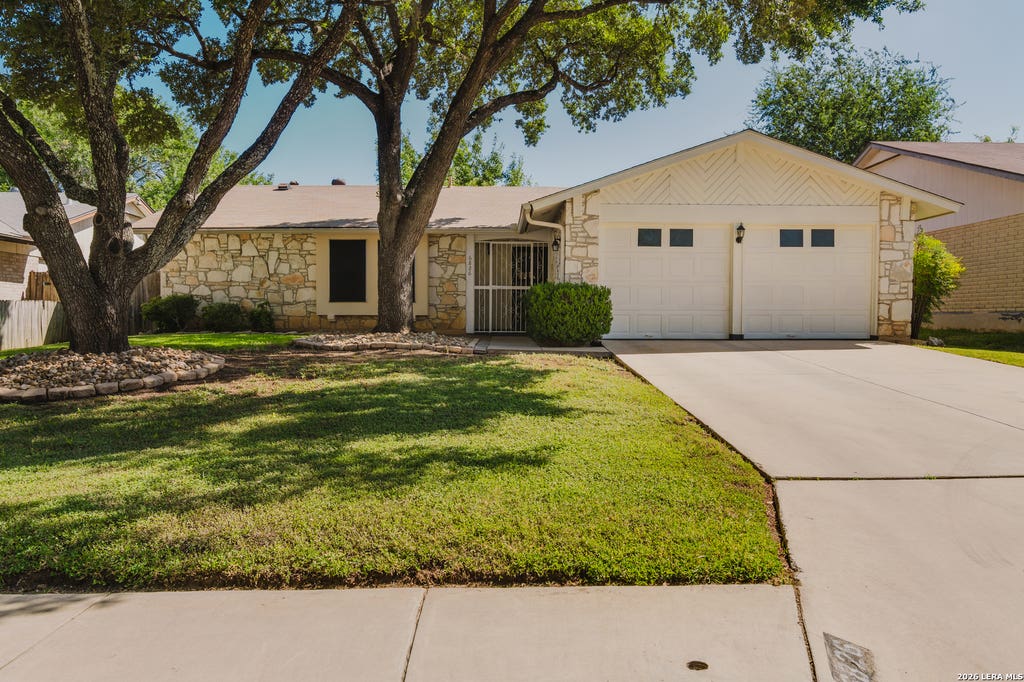 Photo of 6826 Hogans, San Antonio, TX 78240 (MLS # 2010410)