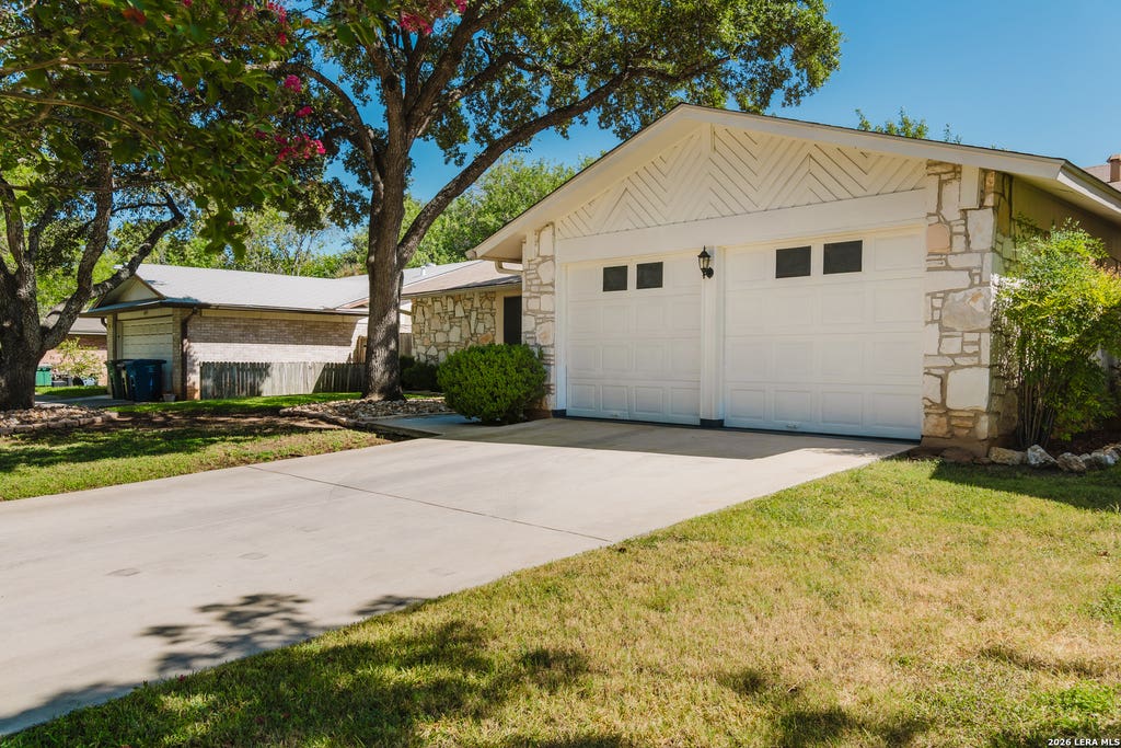 Photo of 6826 Hogans, San Antonio, TX 78240 (MLS # 2010410)
