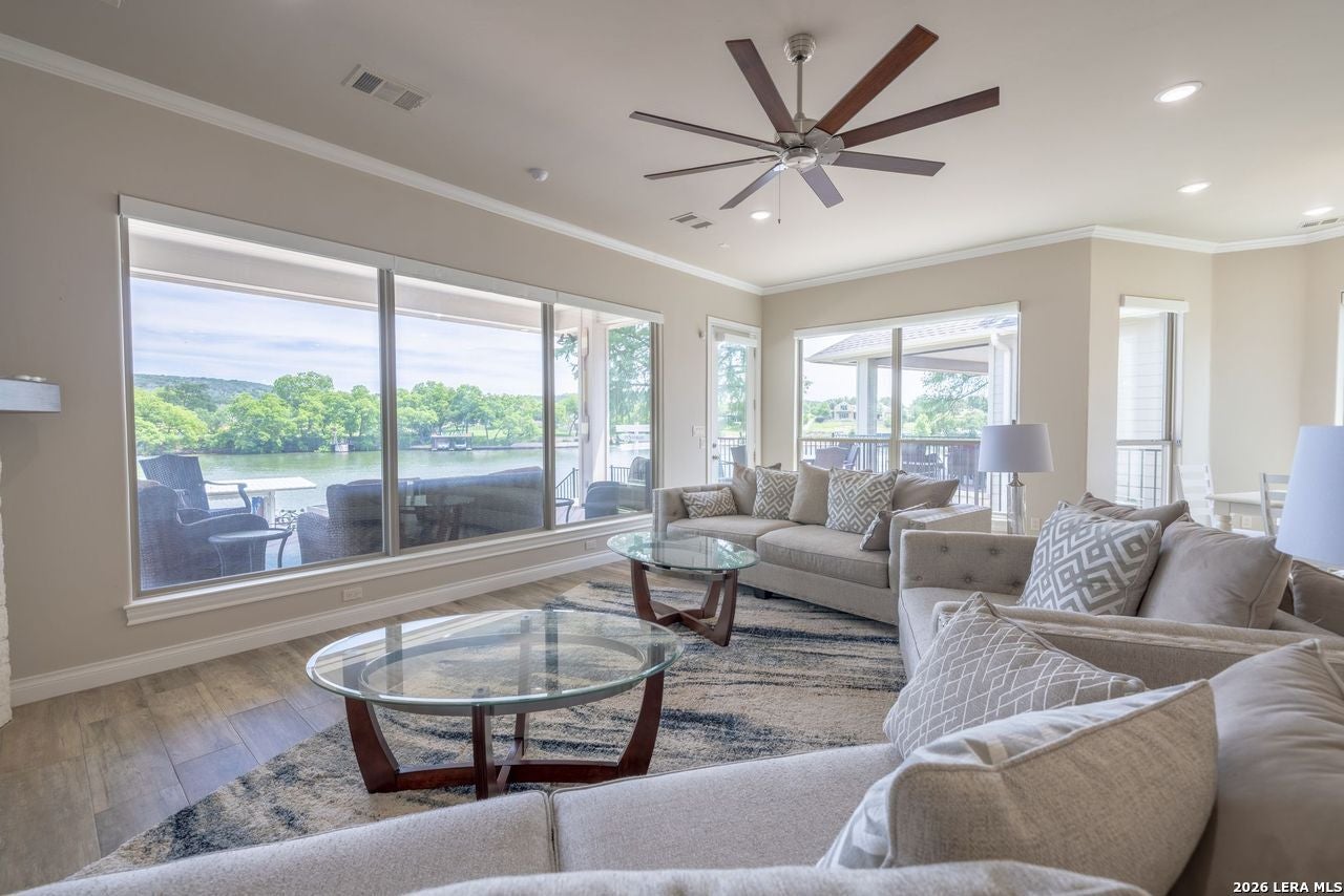2238 Williams Lakeshore