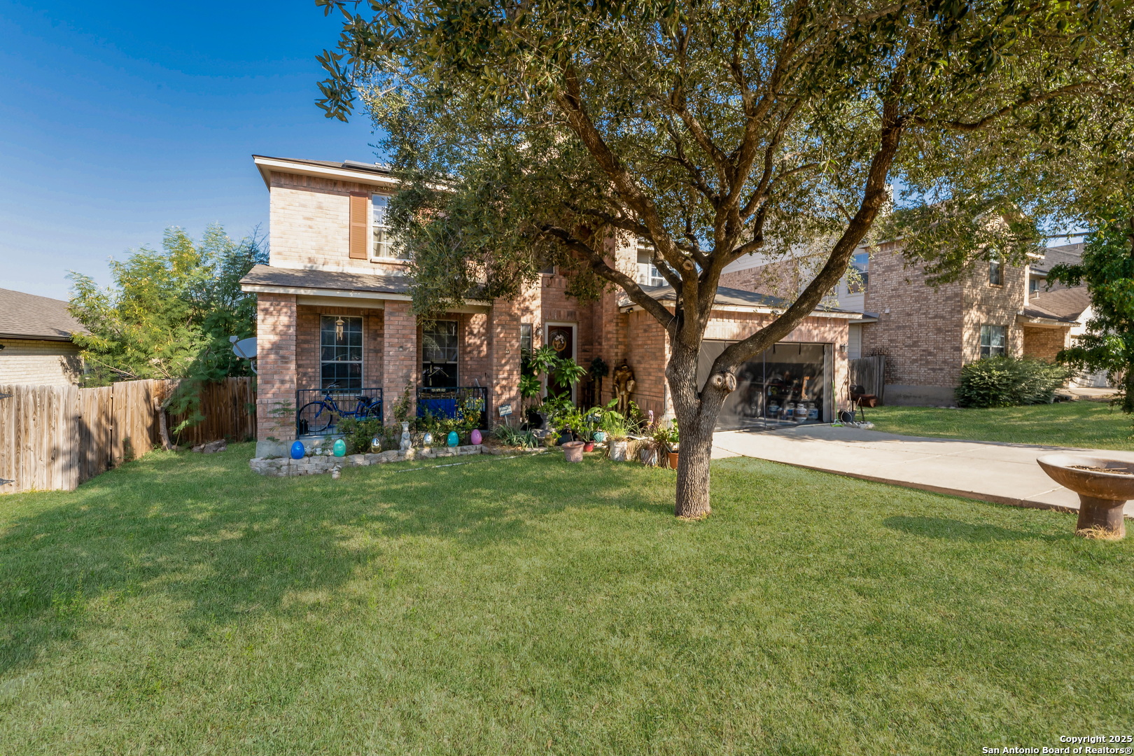 144 Springtree Blf