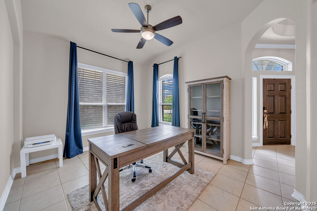 6638 Comanche Post