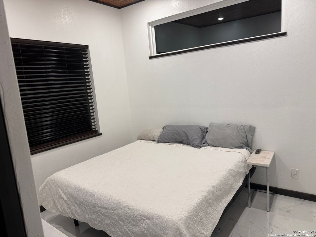 Photo of 4205 S State Highway 123 Bypass, Seguin, TX 78155 (MLS # 1929861)