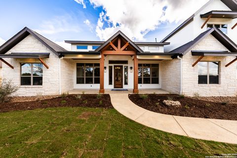 24351 Tres Arroyos San Antonio TX 78255