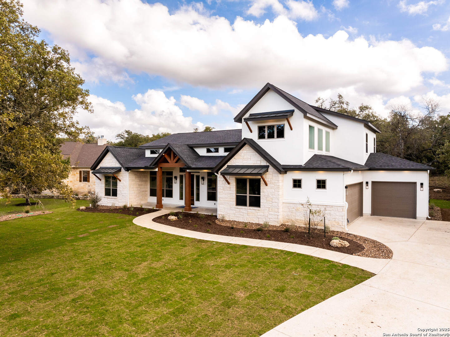 24351 Tres Arroyos