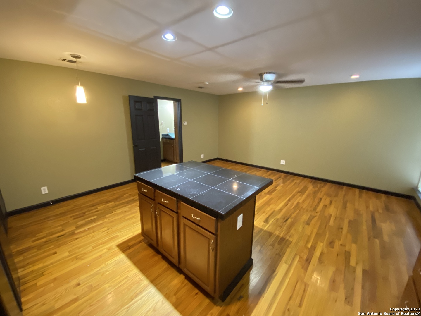 211 NATALEN AVE 207