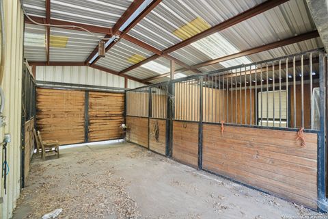 Photo of 1290 Hidden Oaks, Bulverde, TX 78163 (MLS # 1915869)