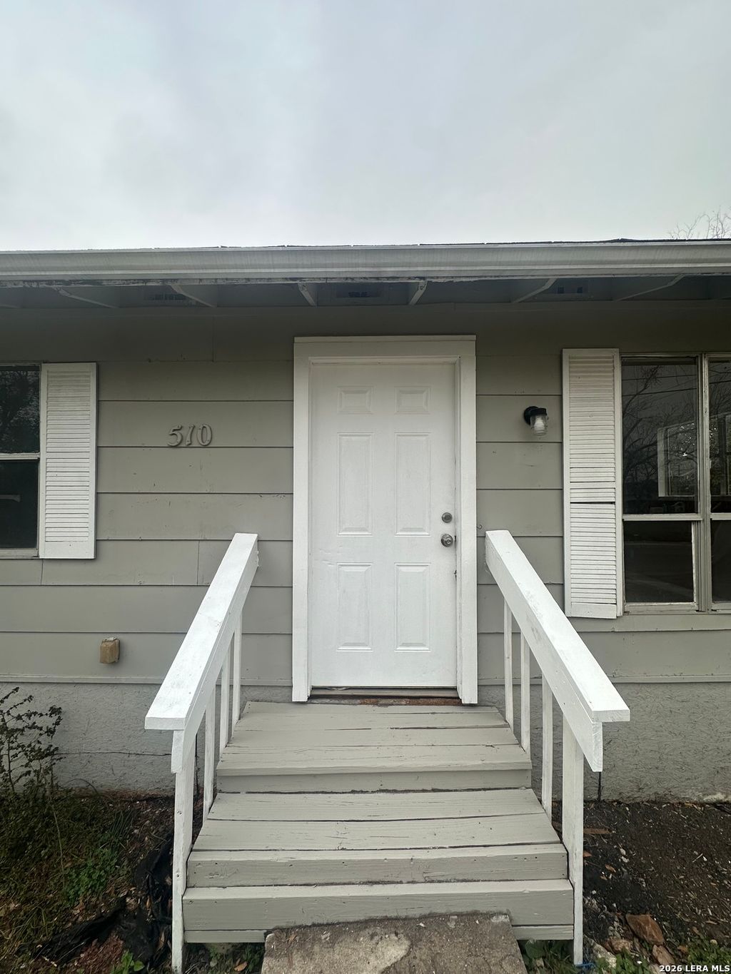 Photo of 510 Riley, Seguin, TX 78155 (MLS # 1937595)