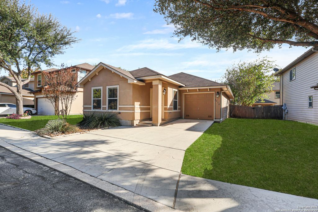 Photo of 5410 Bright Creek, San Antonio, TX 78240 (MLS # 1926358)