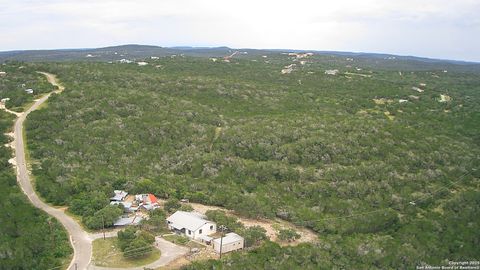 1130 COUNTY ROAD 270 Mico TX 78056