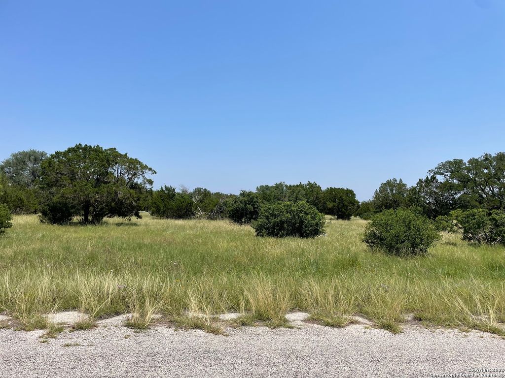 Photo of 1063 Hob Nail, Horseshoe Bay, TX 78657 (MLS # 1878153)