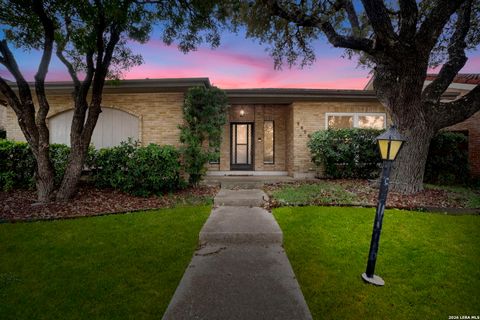 5806 Winterhaven Windcrest TX 78239