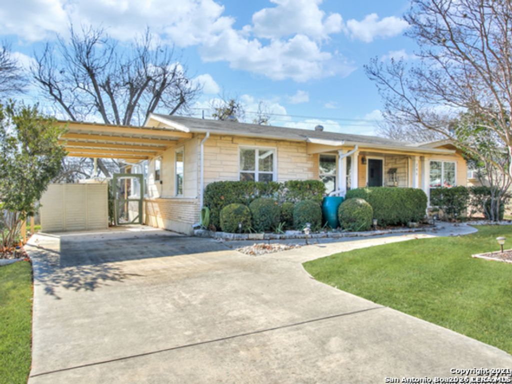 Photo of 246 Lemur, San Antonio, TX 78213 (MLS # 1938470)