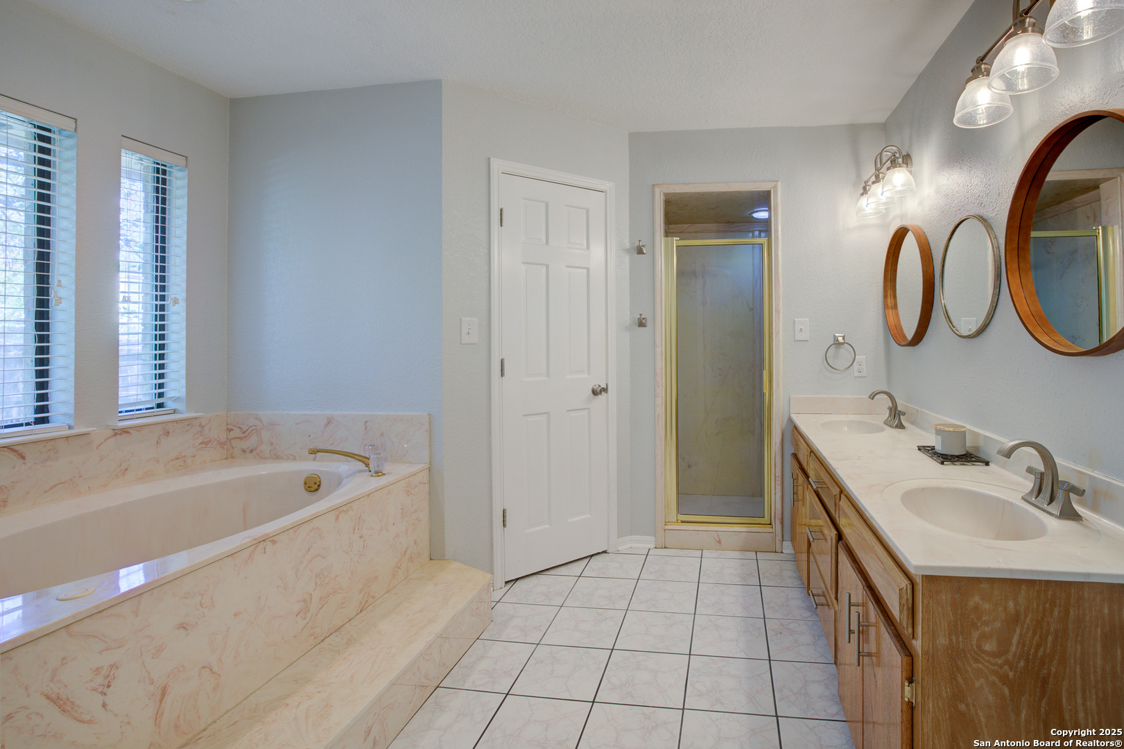 New Braunfels, Texas 78130, United States, 4 Bedrooms Bedrooms, ,3 BathroomsBathrooms,Residential,Active,105703